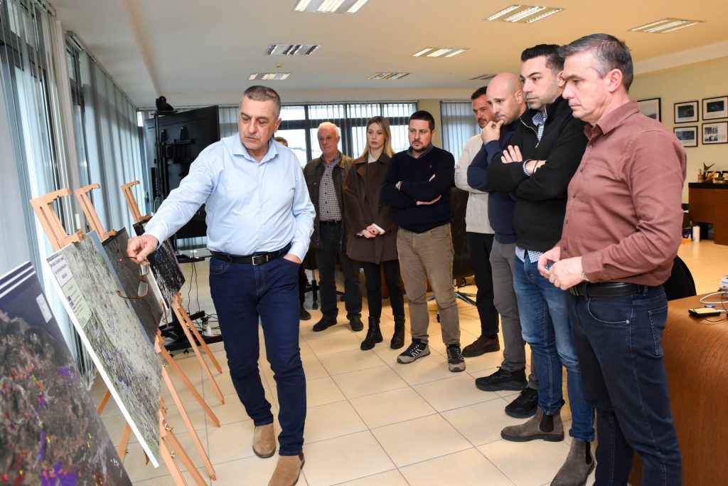 Συνάντηση Κουρέτα με Γεωπονικό Σύλλογο για υδατικό, ευλογιά αιγοπροβάτων και μέτρα στήριξης του κλάδου