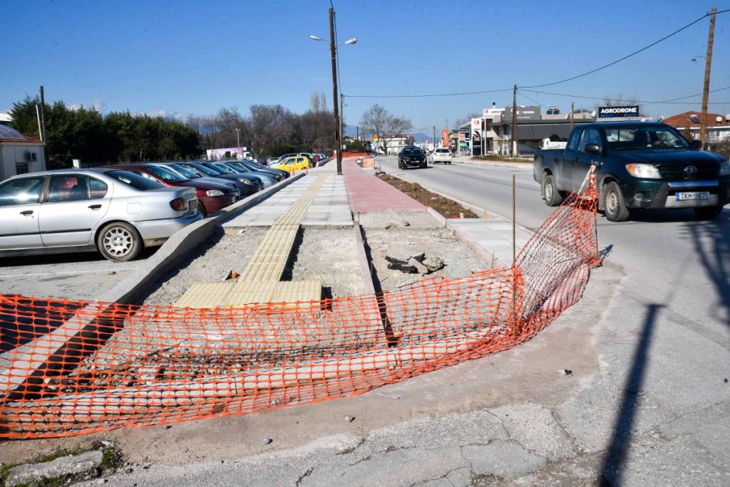 Αυτοψία Κουρέτα σε έργα της Περιφέρειας στα Τρίκαλα