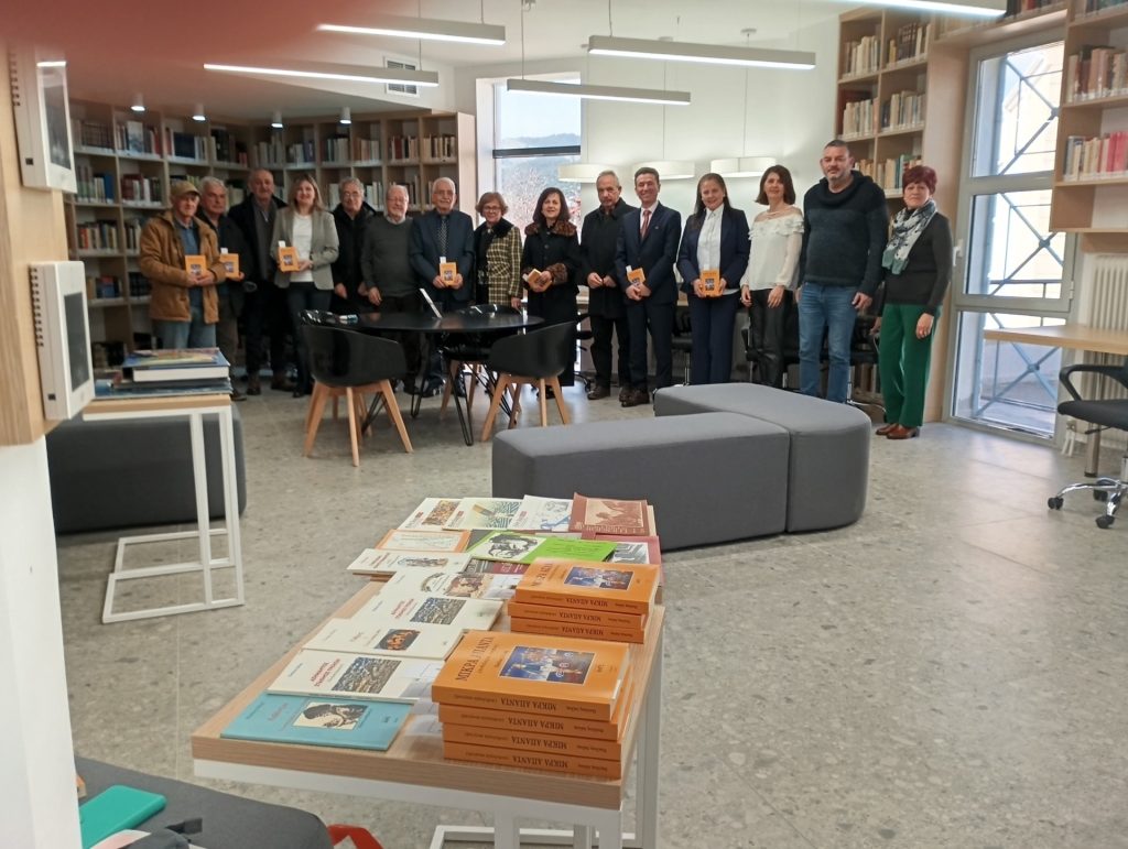 Παρουσιάστηκαν τα «Μικρά Άπαντα» του Π. Λάλου στην Ελασσόνα