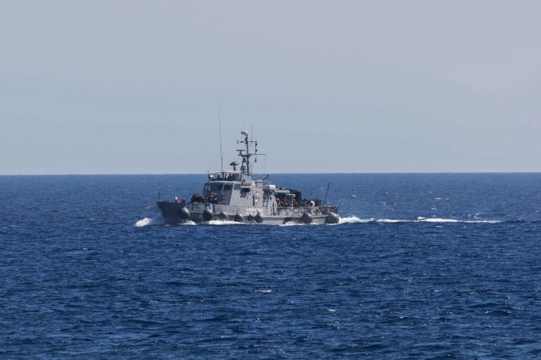 Γαύδος: Διασώθηκαν 46 μετανάστες από λέμβο νότια του νησιού