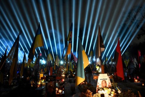 Με το αεροπλανοφόρο Ford στη Μεσόγειο ο Τραμπ προειδοποιεί το Ιράν για «πολύ κακή ημέρα»