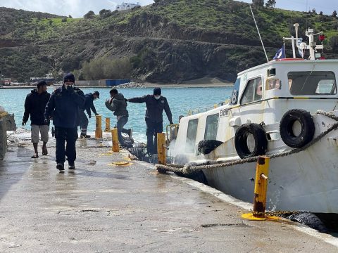 Ηράκλειο: Εξαρθρώθηκε εγκληματική οργάνωση που εκμεταλλευόταν αλλοδαπούς εργάτες