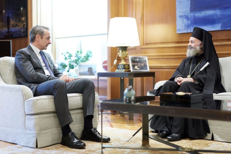 Μητσοτάκης σε Αρχιεπίσκοπο Αυστραλίας: Μεγάλη κατάκτηση για τον Ελληνισμό η επιστολική ψήφος των αποδήμων