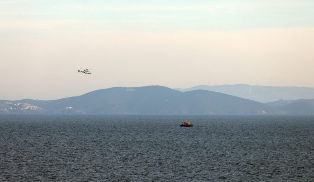 Τραγωδία στη Χίο: Συγκλονιστική μαρτυρία στο ΕΡΤnews από τον δύτη που ανέσυρε 12 σορούς – Σύλληψη ενός ατόμου που φέρεται ως διακινητής