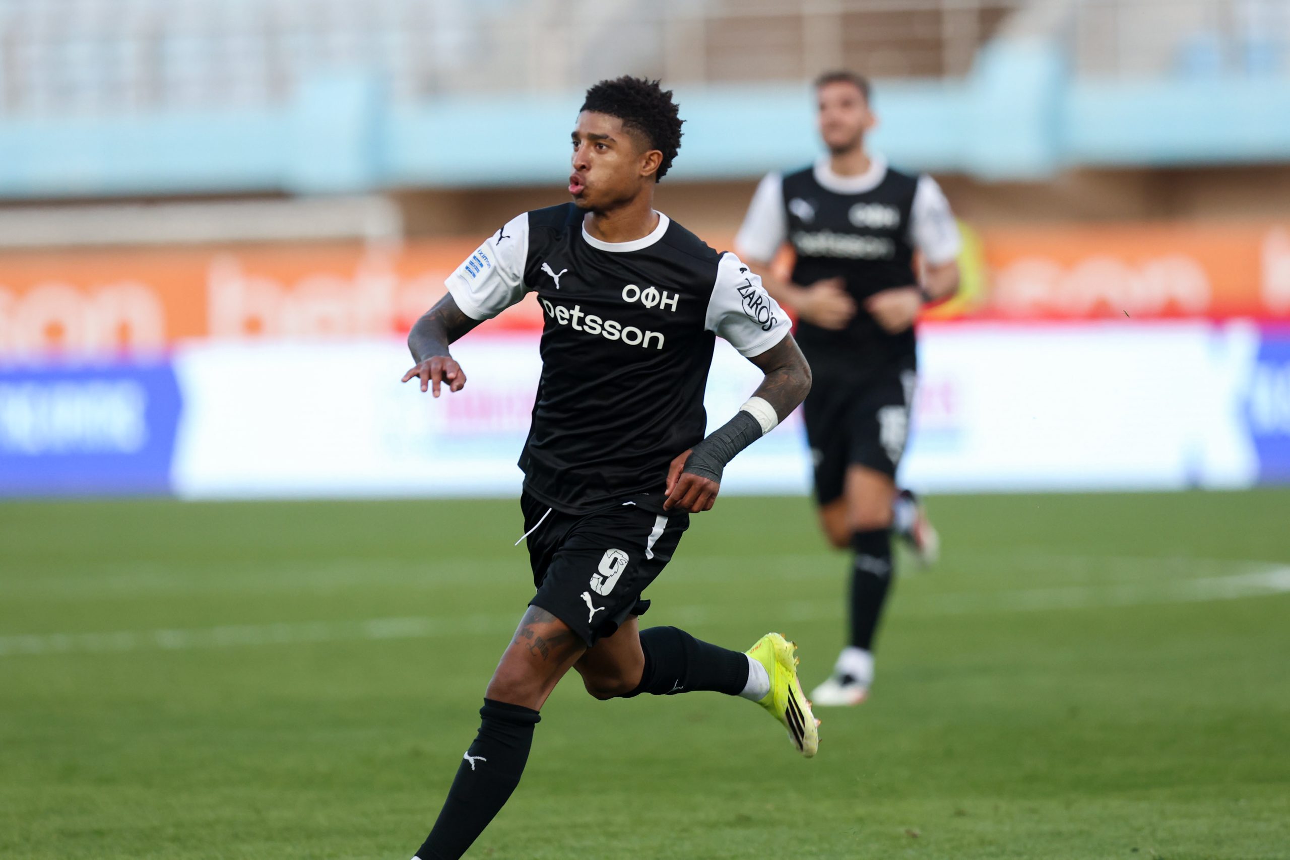 ΟΦΗ – Λεβαδειακός 3-2: Το αήττητο σερί των «Βοιωτών» σταμάτησε στην Κρήτη