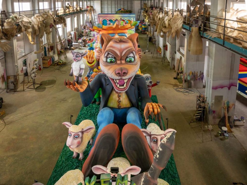 Πόλος έλξης για ολόκληρη τη χώρα η «βασίλισσα» του Καρναβαλιού – Στο 100% οι προκρατήσεις στην Πάτρα