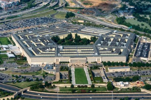 Καιρός: Στα λευκά η Πάρνηθα και τα Βίλια, σε ποιες περιοχές χιονίζει – Πότε αλλάζει το σκηνικό