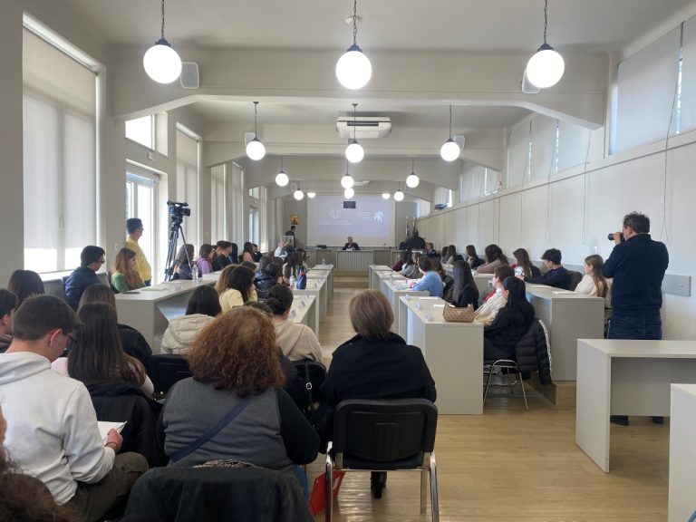 Ξεκίνησε τη λειτουργία του το νέο Περιφερειακό Συμβούλιο Νέων Πελοποννήσου