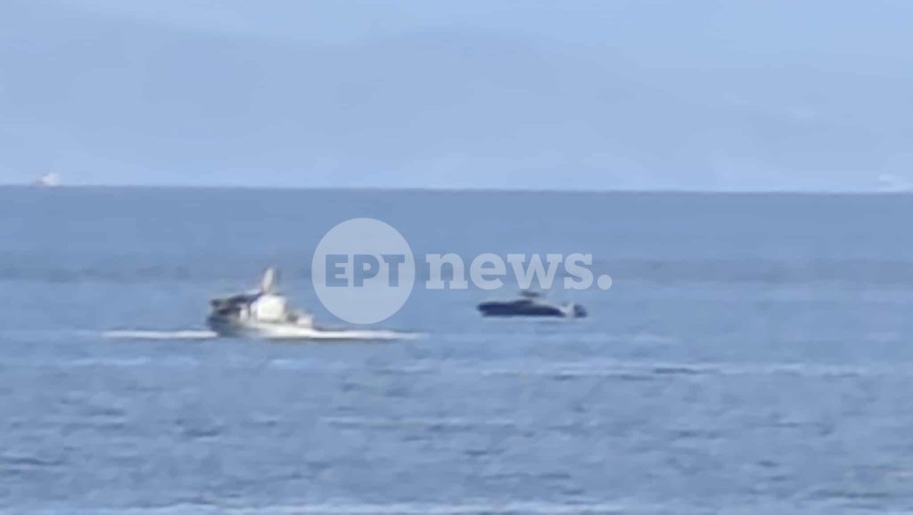 Σε εξέλιξη η ανέλκυση της λέμβου από το τραγικό ναυάγιο στη Χίο με 15 νεκρούς μετανάστες