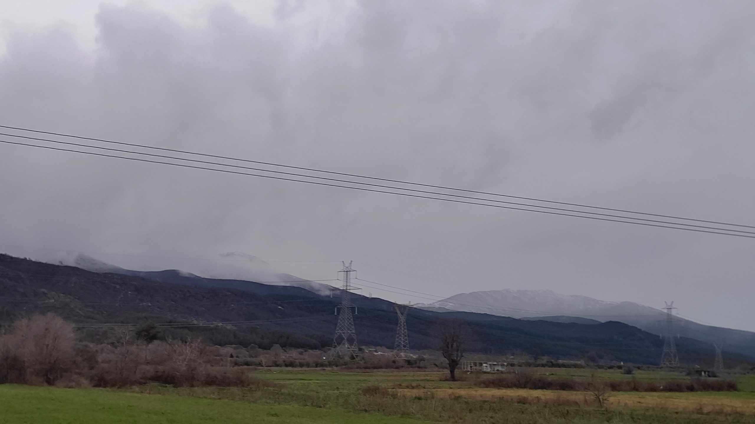 rodopi-xionia-2 Από το βροχερό στο χιονισμένο τοπίο η Ροδόπη – Κλειστά σχολεία σε Κέχρο, Εσοχή και Μυρτίσκη