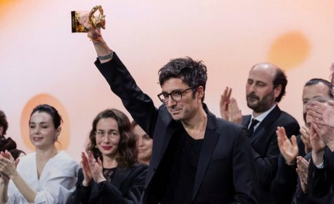 <br>Αποβολές μαθητών και στην Ηλεία για χρήση κινητών στα σχολεία