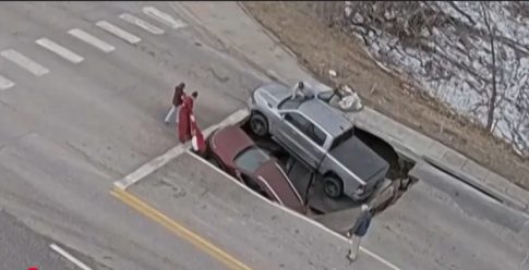 <strong>Εντοπίστηκε νεκρός ένας άνδρας στις γραμμές του ΗΣΑΠ – Προσωρινά εκτός λειτουργίας οι σταθμοί «Περισσός» και «Πευκάκια»</strong>