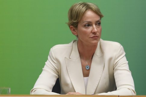 Η Κίνα άρχισε έρευνα κατά της Google για παραβίαση της αντιμονοπωλιακής νομοθεσίας