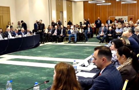 Μπήκαν οι υπογραφές με τη Chevron – Κ. Μητσοτάκης: H χώρα κάνει άλμα, αναδεικνύεται σε κόμβο εναλλακτικής ενέργειας