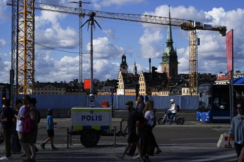 Κέρκυρα: Κατολίσθηση στην Παλαιοκαστρίτσα – Κλειστός παραμένει ο δρόμος