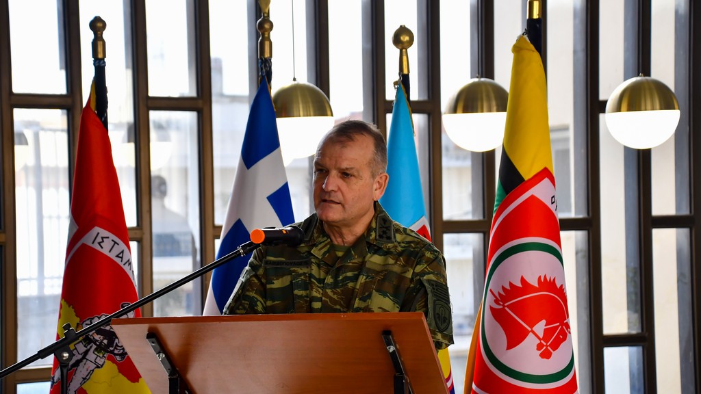 stratos-mme-kavidopoulos