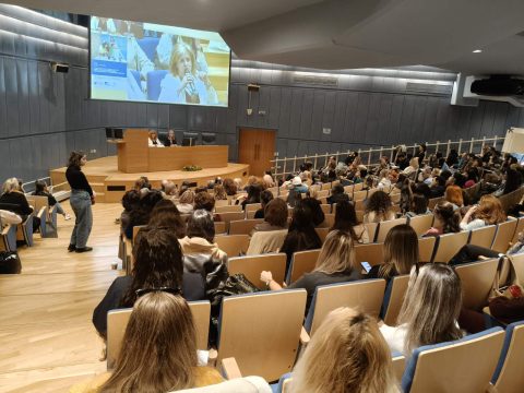 Η ελληνική γλώσσα ως πολιτιστική κληρονομιά στην ημερίδα της Διεύθυνσης Δευτεροβάθμιας Εκπαίδευσης στον Βόλο