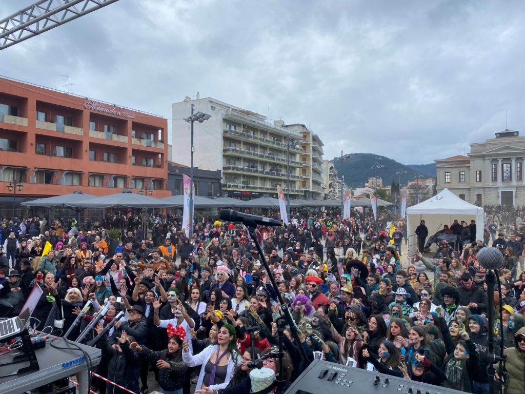 Καρναβάλι Τρίπολης: Για λίγες ώρες η καθημερινότητα τοποθετήθηκε στο περιθώριο