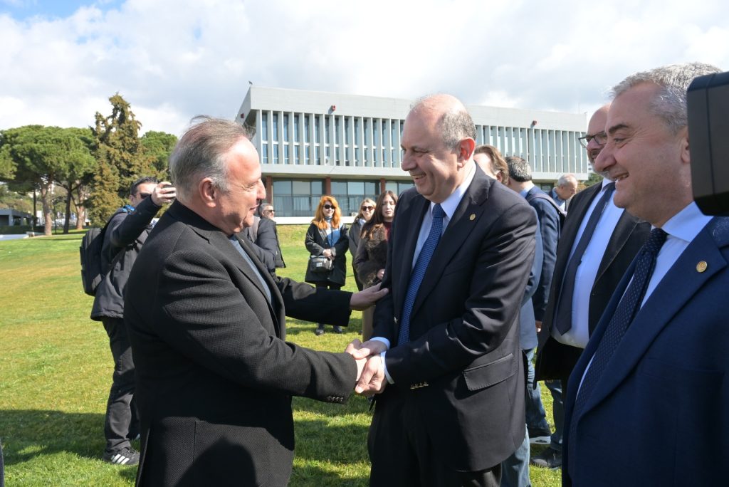 Θεσσαλονίκη: Εκατό δέντρα για τη συμπλήρωση εκατό χρόνων από τη λειτουργία του ΑΠΘ