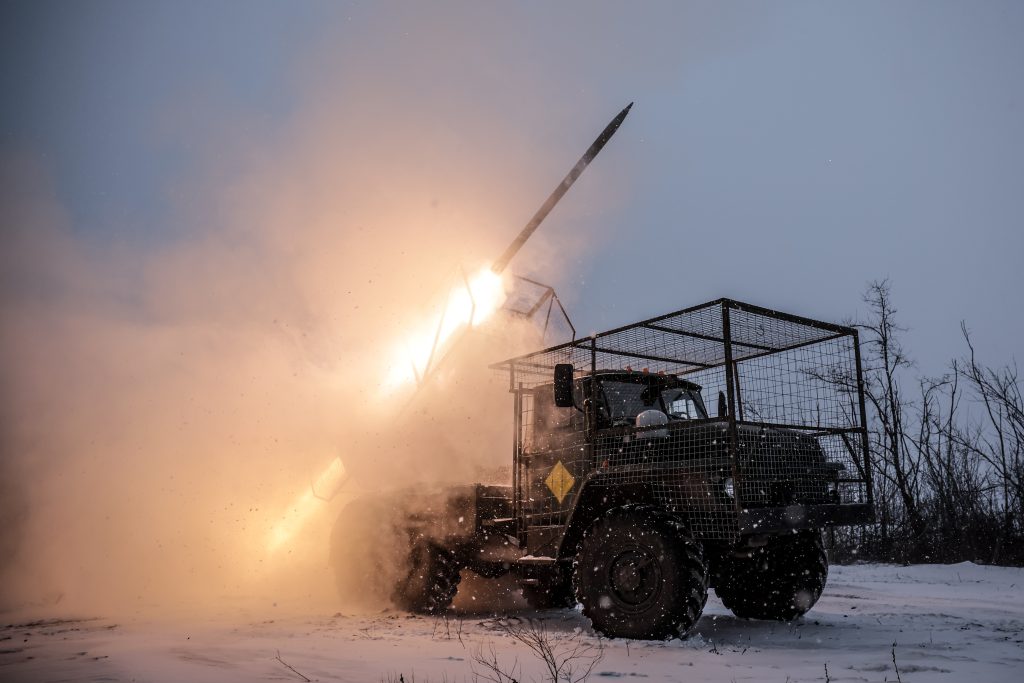 Η Ρωσία πιέζει τις ΗΠΑ για παραχωρήσεις στο εδαφικό ώστε να τελειώσει ο πόλεμος – Διπλωματικό παζάρι με φόντο το Ντονέτσκ