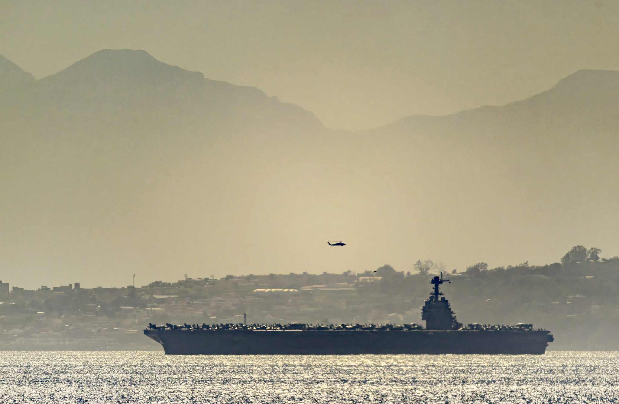 Στη Σούδα το αμερικανικό αεροπλανοφόρο USS Gerald R. Ford - ertnews.gr