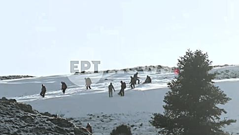 «Γελοία, ηλίθια και πολύ πολωτική»: Ο Τραμπ επιτίθεται ξανά στο Ανώτατο Δικαστήριο και απειλεί με «πολύ πιο υψηλούς δασμούς»