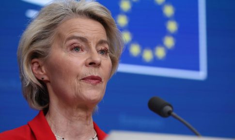 Ελληνικό comeback στη νεανική ανεργία: Για πρώτη φορά έπεσε κάτω από τον μέσο όρο της ΕΕ, στο 13% τον Δεκέμβριο