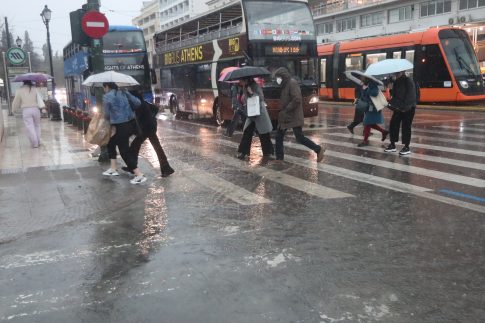 Γερμανία: Νεκρός ο ελεγκτής τρένου που γρονθοκόπησε Έλληνας λαθρεπιβάτης