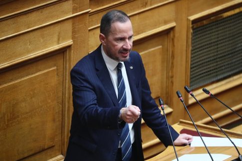 Γ. Μπαμπινιώτης στο Πρώτο: Δεν πείσαμε τους νέους για την αξία της γλώσσας – Ο ελληνισμός είναι <strong>ανθρωποκεντρικός</strong> (audio)