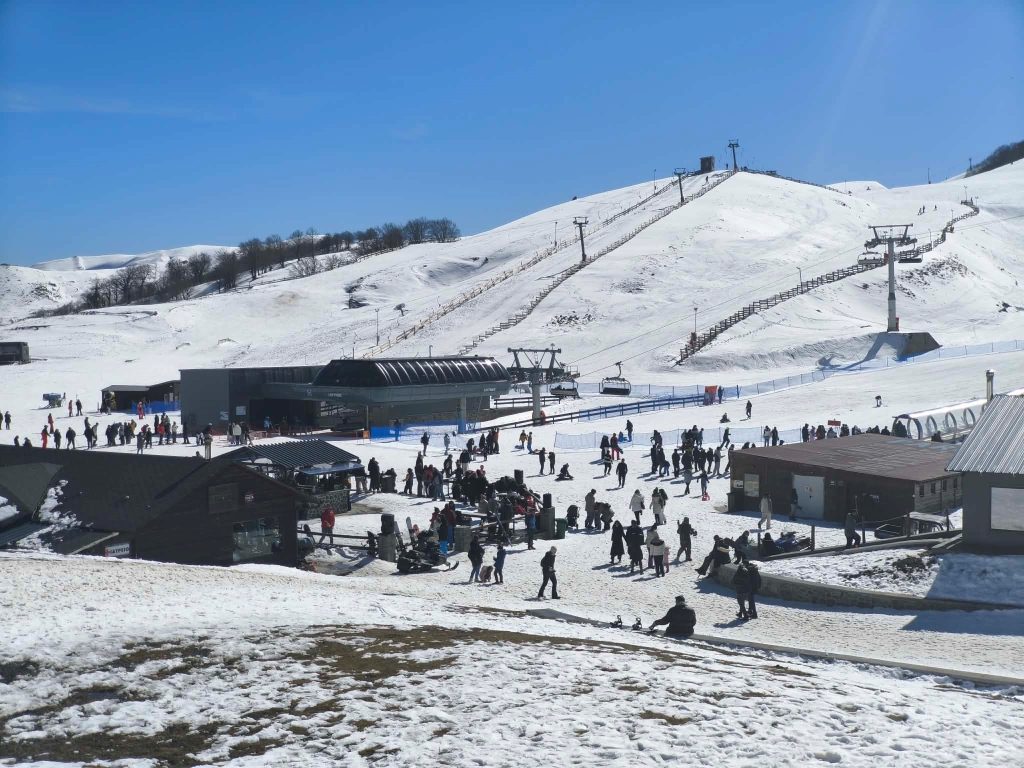 Ιωάννινα: Καθαρά Δευτέρα στο χιονοδρομικό κέντρο Ανηλίου