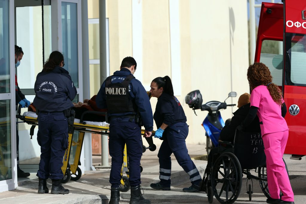 Τραγωδία στη Χίο: Συγκλονιστική μαρτυρία στο ΕΡΤnews από τον δύτη που ανέσυρε 12 σορούς – Σύλληψη ενός ατόμου που φέρεται ως διακινητής