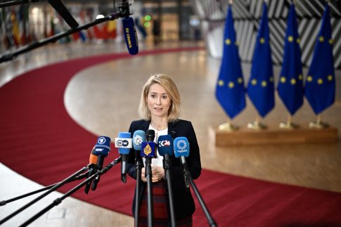 Διαψεύδει η Κυπριακή Κυβέρνηση ότι εκτοξεύτηκαν δύο πύραυλοι προς το νησί όπως είχε δηλώσει ο βρετανός ΥΠΑΜ