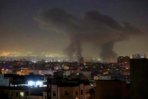 Live: Ισραηλινό πλήγμα σε μυστική πυρηνική εγκατάσταση του Ιράν – Χτύπημα της Τεχεράνης στο προξενείο των ΗΠΑ στο Ντουμπάι