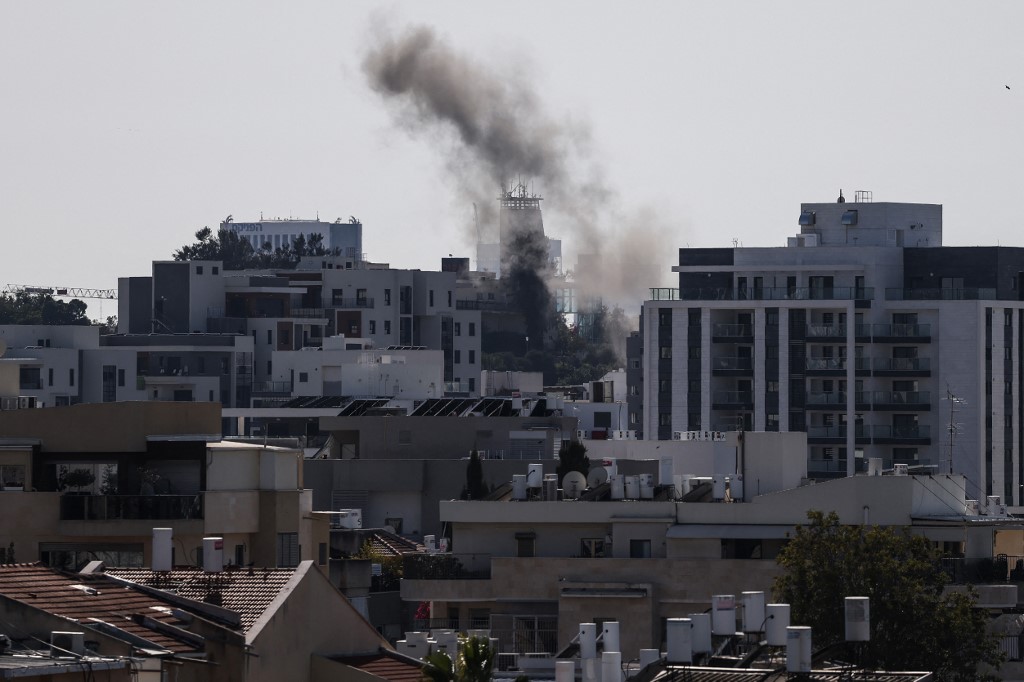 Tο ΕΡΤnews στη Μέση Ανατολή: Σφυροκόπημα στην Τεχεράνη και ισραηλινή χερσαία διείσδυση στον Λίβανο – Με βαλλιστικούς πυραύλους απαντά το Ιράν