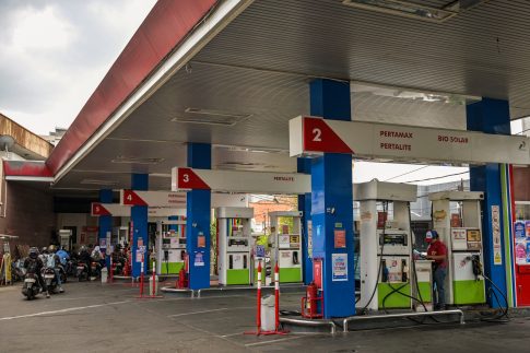 “Send Barron”: H διαδικτυακή καμπάνια για την στράτευση του Μπάρον Τραμπ στον πόλεμο με το Ιράν