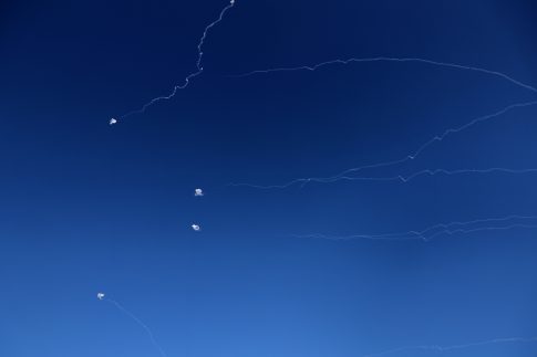 “Send Barron”: H διαδικτυακή καμπάνια για την στράτευση του Μπάρον Τραμπ στον πόλεμο με το Ιράν