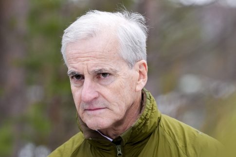 Γ. Λοβέρδος στον 102fm: Η κυβέρνηση παραμένει προσηλωμένη στην προάσπιση των εθνικών συμφερόντων διατηρώντας μια ξεκάθαρα φιλειρηνική στάση