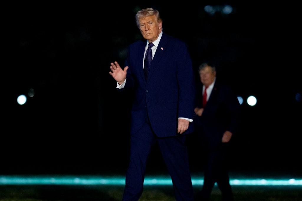 Γιατί ο Τραμπ δεν μπορεί να εξηγήσει πειστικά την έναρξη ή τον στόχο του πολέμου στο Ιράν