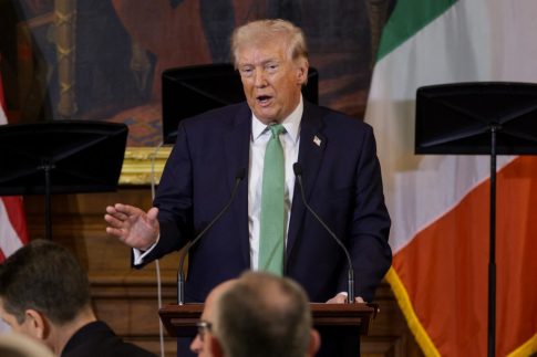 Ψυχαναλυτικές παρεμβάσεις <br/>με μικρά παιδιά