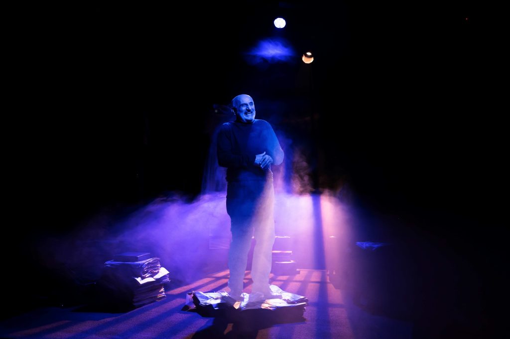 Θεσσαλονίκη: Η παράσταση «Ροδάφ’νον» του Κώστα Διαμαντίδη στο θέατρο Αθήναιον