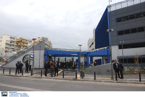 ΗΠΑ: Η ρυθμιστική αρχή απειλεί τα δίκτυα με αφαίρεση αδειών αν η κάλυψη του πολέμου στο Ιράν δεν θεωρηθεί προς το δημόσιο συμφέρον