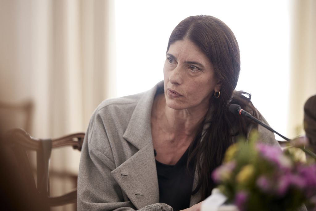 Ιδρύεται Ανώτατη Σχολή Παραστατικών Τεχνών: Πώς θα γίνεται η εισαγωγή και πότε ξεκινά – Τι αποφασίστηκε σε σύσκεψη στο Μέγαρο Μαξίμου