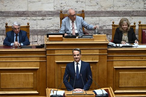 Δίκη για Χρυσή Αυγή: Ένοχοι και οι 42 κατηγορούμενοι – Συγκέντρωση έξω από το Εφετείο