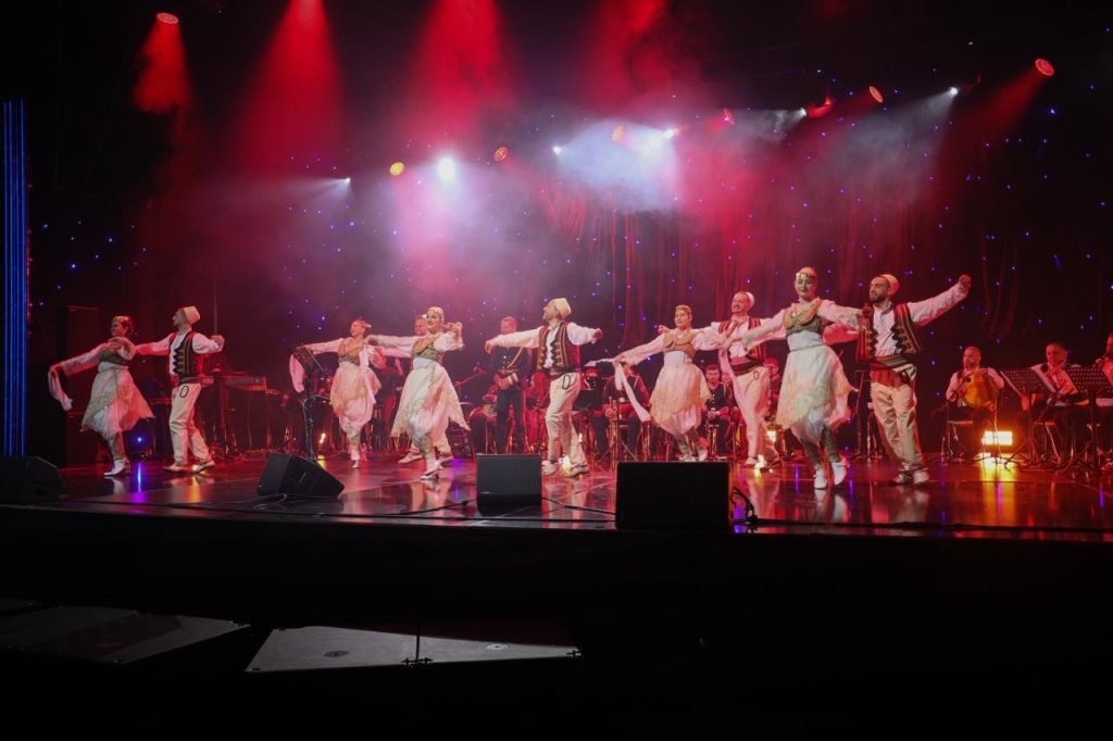 Ελληνοαλβανική μουσική σύμπραξη στο Pallati i Kongreseve των Τιράνων