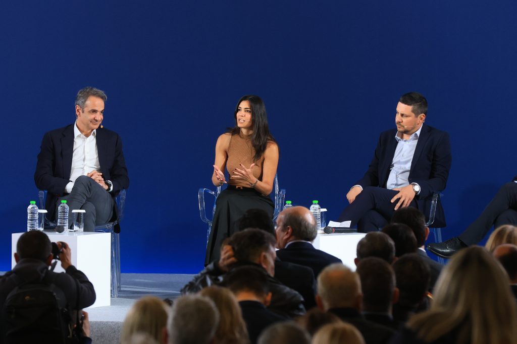 Μητσοτάκης από Λάρισα: Ανακοινώσεις σύντομα για τη στήριξη της ελληνικής ενεργοβόρου βιομηχανίας