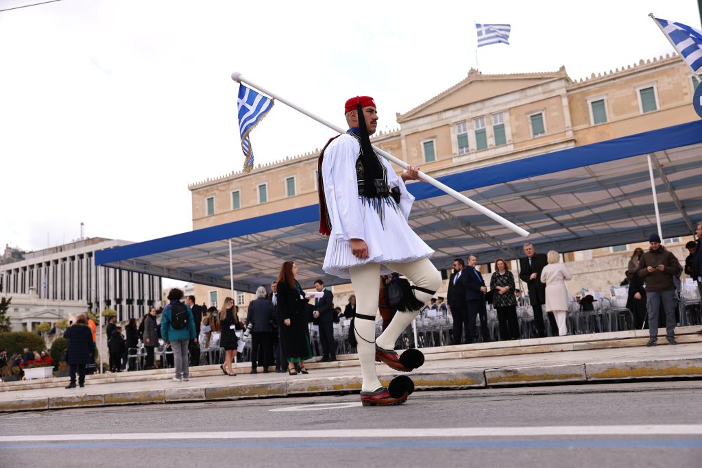Στιγμιότυπα από τη μεγαλειώδη στρατιωτική παρέλαση της 25ης Μαρτίου στην Αθήνα