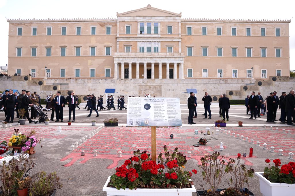 Στιγμιότυπα από τη μεγαλειώδη στρατιωτική παρέλαση της 25ης Μαρτίου στην Αθήνα