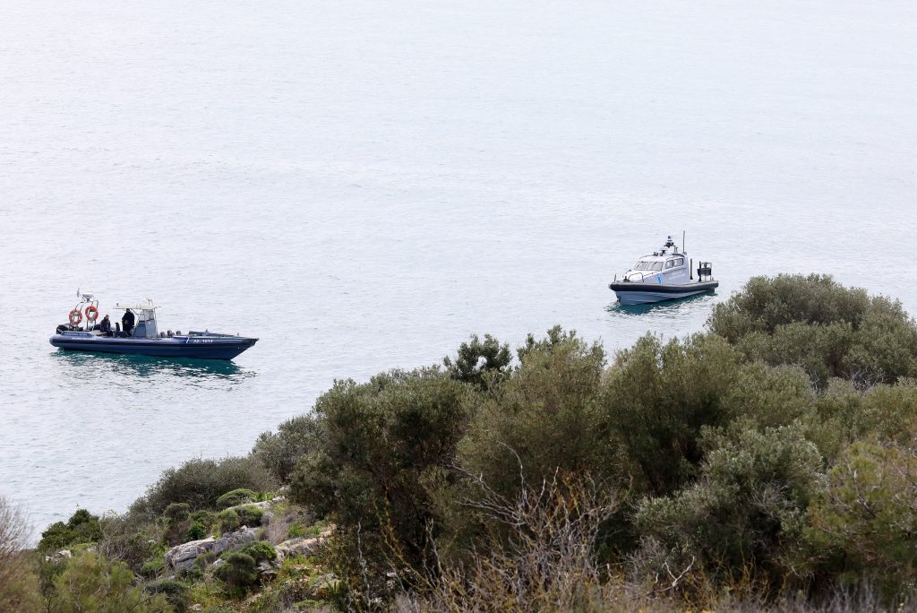 Ανασύρθηκε η σορός του 34χρονου δύτη από τα λιμανάκια Βουλιαγμένης