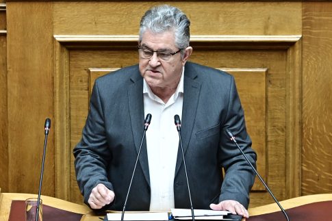 Ρωσικό drone έπληξε επιβατικό τρένο στο Ντνιπροπετρόφσκ της Ουκρανίας – Ένας νεκρός και επτά τραυματίες