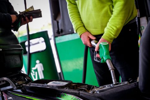 Περιορισμένος αριθμός πτήσεων στη Μέση Ανατολή – Σε εξέλιξη επιχειρήσεις εκκένωσης